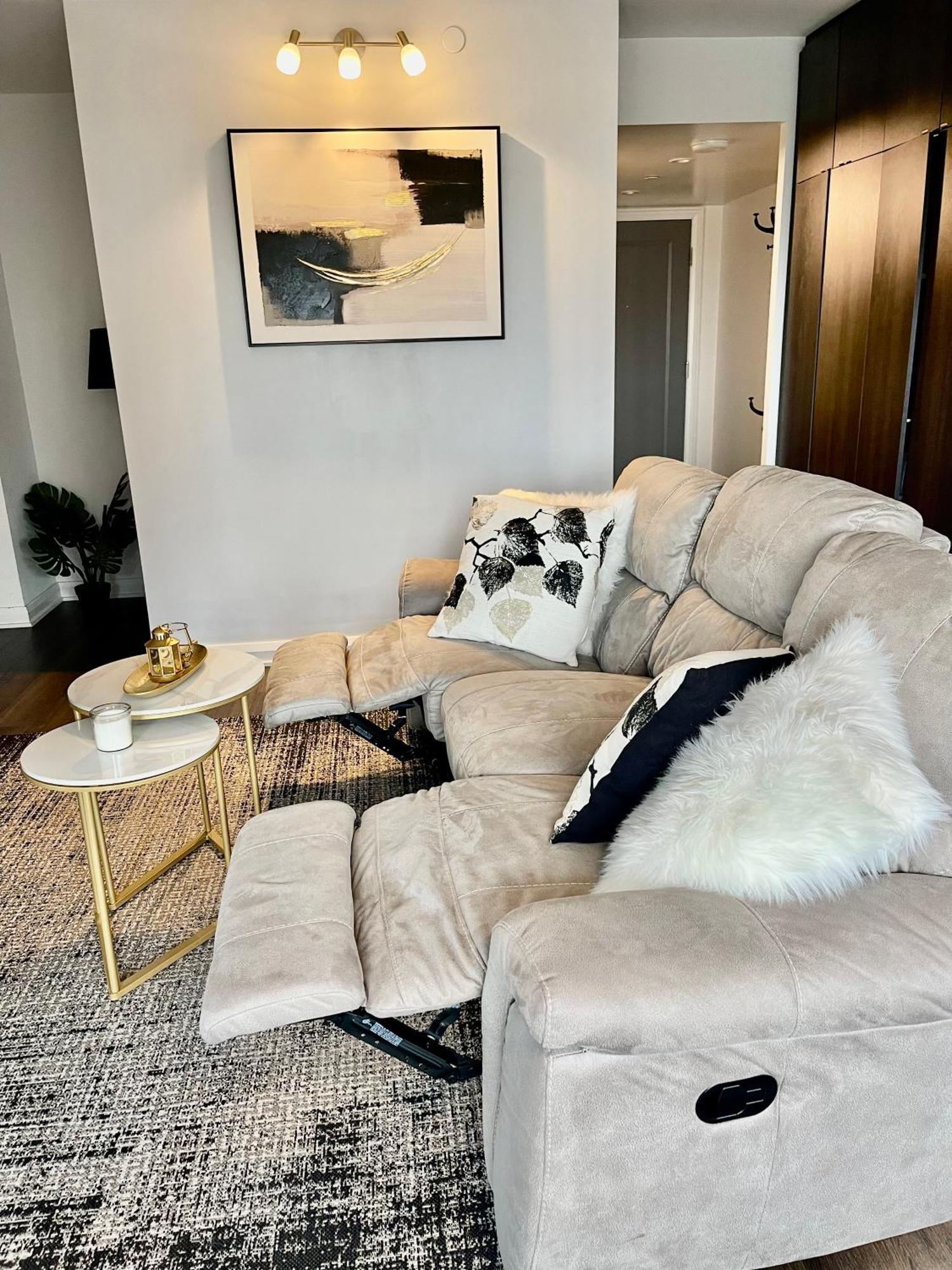 Luxury 2-Bedroom Apartment In Yorkville With The Best City View In Downtown Toronto Eksteriør bilde